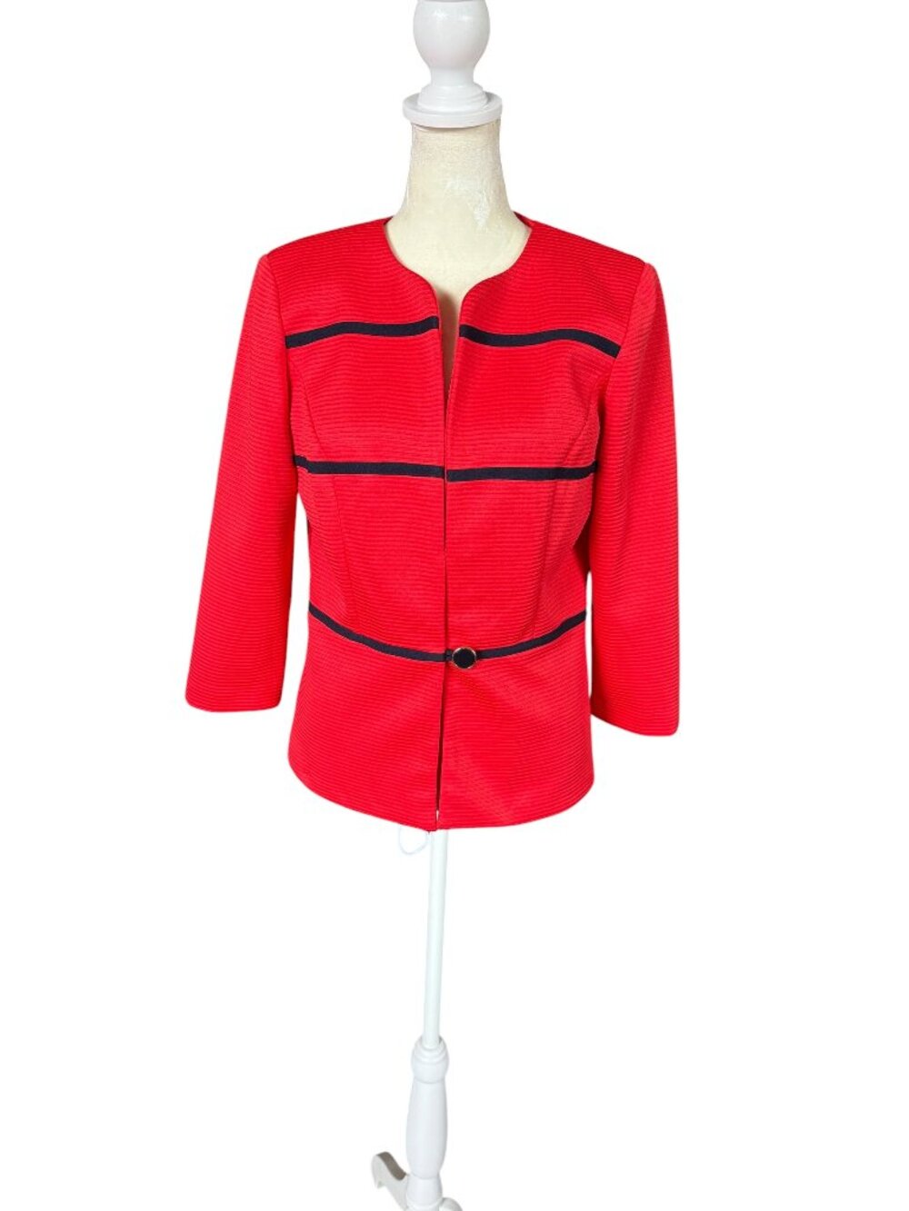 Danny and Nicole red and navy 3/4 sleeve sleeve blazer jacket women's size 4